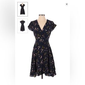 Ann Taylor Petite XS Navy Surplice Flutter Sleeve Dress. EUC.